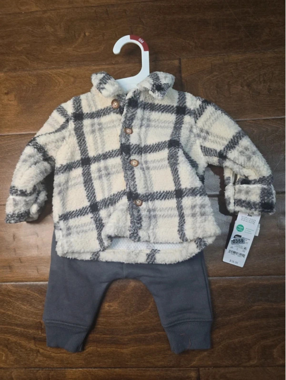 3m brand new outfit set from carter's item 359G4